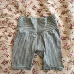 Baby blue ribbed biker short - never worn